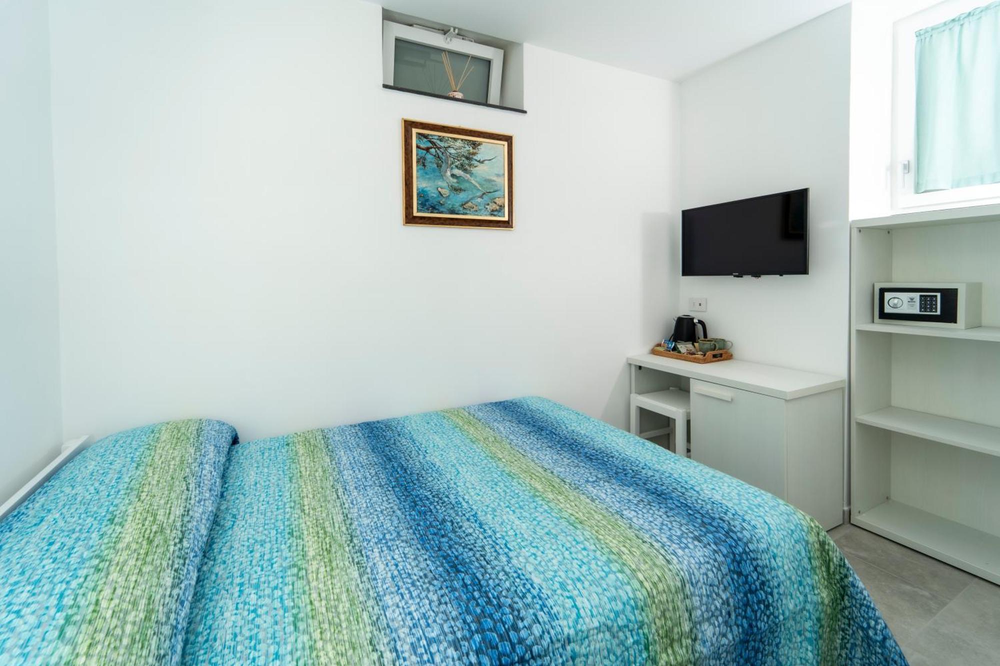 アナカプリ La Minucciola Capri Bed & Breakfast エクステリア 写真